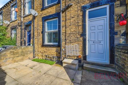 1 bedroom Terraced House for sale in East Park Street, Morley, LS27