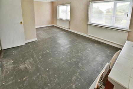 2 bedroom Detached bungalow for sale in 9 Bryn Siriol, Coedpoeth, LL11