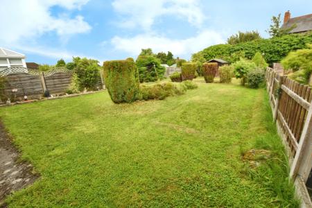 2 bedroom Detached bungalow for sale in 9 Bryn Siriol, Coedpoeth, LL11
