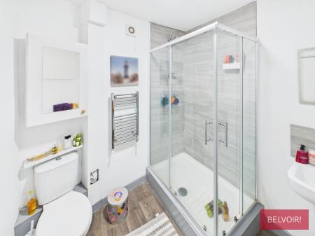 3 bedroom Flat for sale in Castle Street, Caergwrle, Wrexham, LL12