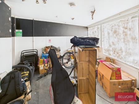 3 bedroom Flat for sale in Castle Street, Caergwrle, Wrexham, LL12