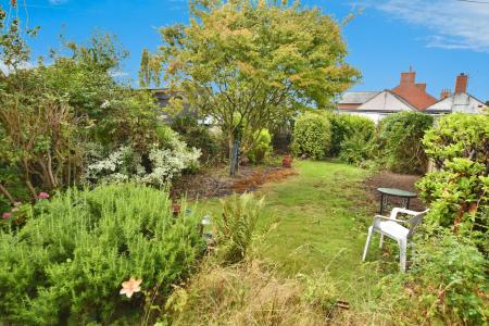 3 bedroom Semi-detached house for sale in Chapel Street, Ponciau, LL14