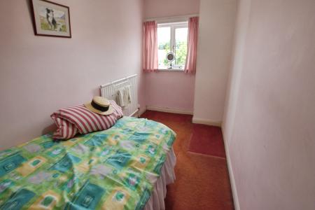 3 bedroom Semi-detached house for sale in Chapel Street, Ponciau, LL14