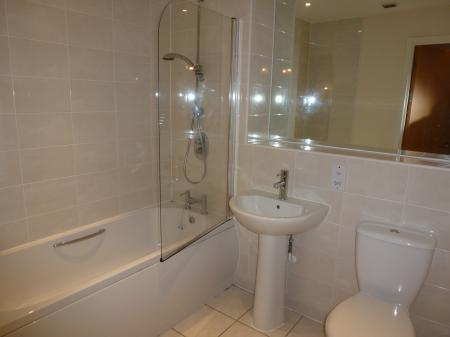 1 bedroom Flat for sale in Eagles Meadow, Wrexham, LL13