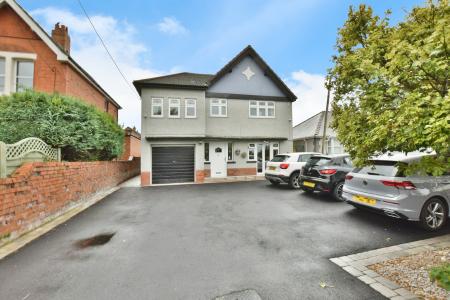 High Street, Coedpoeth, LL11