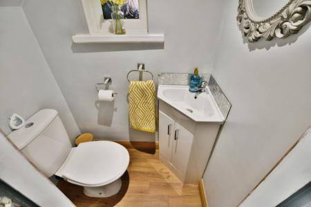 4 bedroom Detached house for sale in High Street, Coedpoeth, LL11