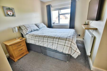 4 bedroom Detached house for sale in High Street, Coedpoeth, LL11