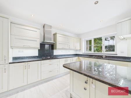 4 bedroom Detached house for sale in Marford Hill, Marford, Wrexham, LL12