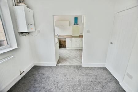3 bedroom Terraced House for sale in Montgomery Road, Wrexham, LL13