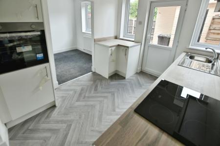 3 bedroom Terraced House for sale in Montgomery Road, Wrexham, LL13