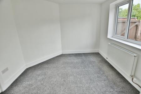 3 bedroom Terraced House for sale in Montgomery Road, Wrexham, LL13