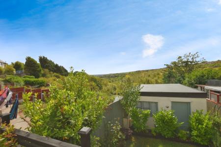 2 bedroom Semi-detached house for sale in Station Road, Pentre Broughton, LL11