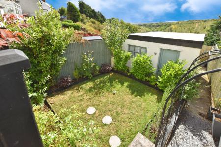 2 bedroom Semi-detached house for sale in Station Road, Pentre Broughton, LL11