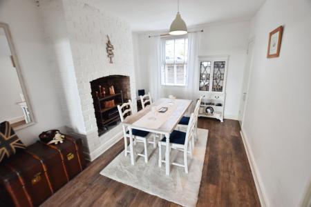 2 bedroom Semi-detached house for sale in Station Road, Pentre Broughton, LL11