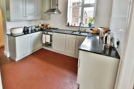 4 bedroom Detached house for sale in Station Road, Trevor, Llangollen, LL20