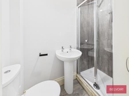 1 bedroom Flat to let in College Street, Wrexham, LL13