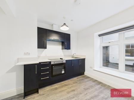 1 bedroom Flat to let in College Street, Wrexham, LL13