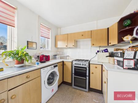 3 bedroom Terraced House for sale in Glen Avon, Wrexham, LL12