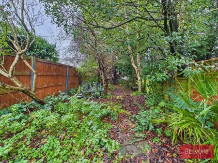 1 bedroom Terraced House for sale in Park Road, Rhosymedre, Wrexham, LL14