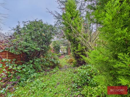 1 bedroom Terraced House for sale in Park Road, Rhosymedre, Wrexham, LL14