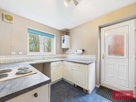 3 bedroom Semi-detached house for sale in Moss Valley Road, New Broughton, LL11