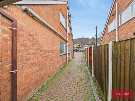 3 bedroom Bungalow for sale in Kingsway, Hope, LL12