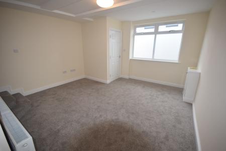 2 bedroom Detached house to let in Market Street, Rhosllanerchrugog, Wrexham, LL14