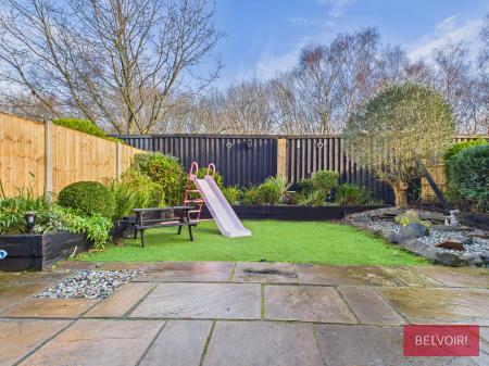 4 bedroom Semi-detached house for sale in Hardwick Drive, Gwersyllt, LL11