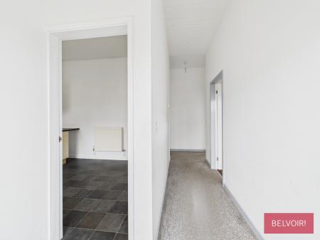 3 bedroom Flat to let in Railway Road, Cefn Mawr, LL14