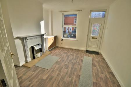 2 bedroom Terraced House to let in Vernon Street, Rhosddu, Wrexham, LL11