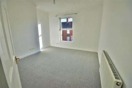 2 bedroom Terraced House to let in Vernon Street, Rhosddu, Wrexham, LL11