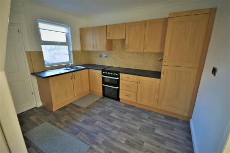 2 bedroom Terraced House to let in Vernon Street, Rhosddu, Wrexham, LL11
