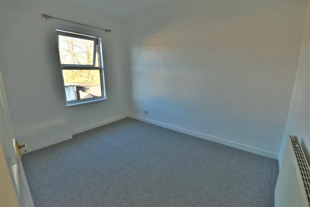 2 bedroom Terraced House to let in Vernon Street, Rhosddu, Wrexham, LL11