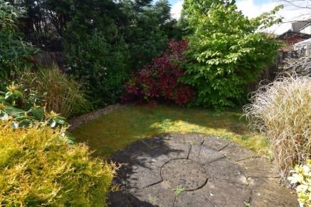 2 bedroom Semi-detached house to let in Blackbrook Drive, Ruabon, LL14