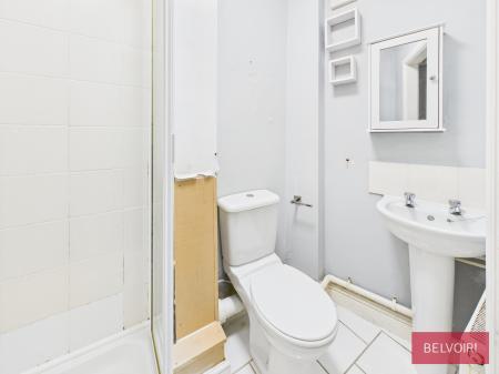 1 bedroom Flat to let in Kingsmills Road, Hightown, Wrexham, LL13