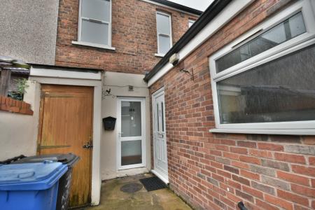 Kingsmills Road, Hightown, Wrexham, LL13