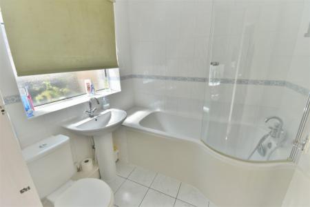 1 bedroom House share to let in Benjamin Road, Hightown, Wrexham, LL13