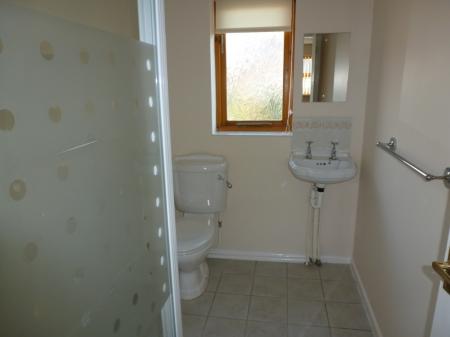 3 bedroom Detached house to let in Newmarket Rise, Wrexham, LL13