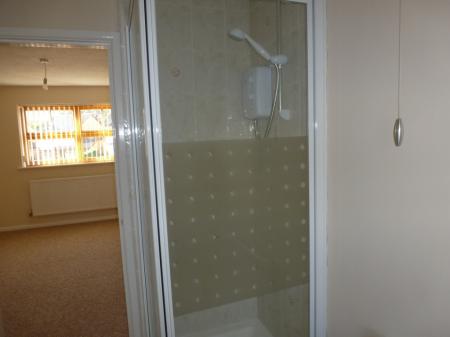 3 bedroom Detached house to let in Newmarket Rise, Wrexham, LL13