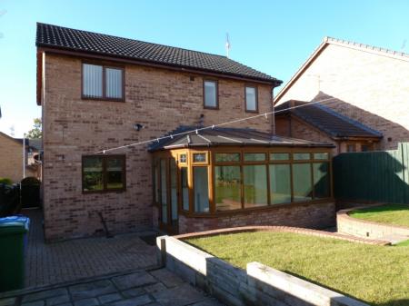 3 bedroom Detached house to let in Newmarket Rise, Wrexham, LL13