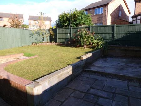 3 bedroom Detached house to let in Newmarket Rise, Wrexham, LL13