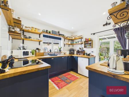 2 bedroom Semi-detached house for sale in Methodist Hill, Froncysyllte, Llangollen, LL20