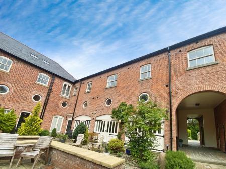 2 bedroom Flat for sale in Tattersall Stables, Wynnstay Hall Estate