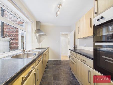 2 bedroom Terraced House to let in Benjamin Road, Wrexham, LL13