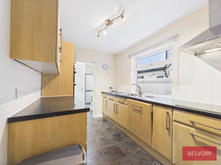 2 bedroom Terraced House to let in Benjamin Road, Wrexham, LL13