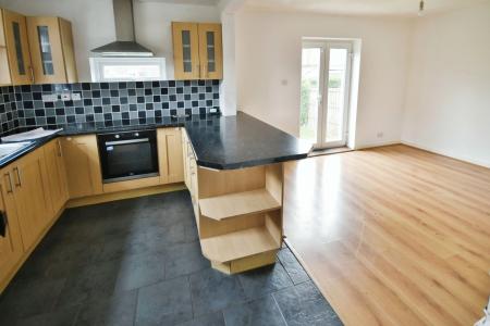 3 bedroom Semi-detached house to let in Estyn Close, Hope, LL12