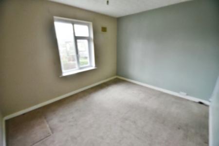 3 bedroom Semi-detached house to let in Estyn Close, Hope, LL12