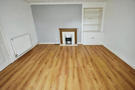 3 bedroom Semi-detached house to let in Estyn Close, Hope, LL12