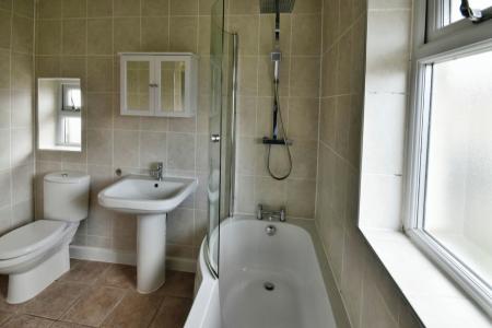 3 bedroom Semi-detached house to let in Estyn Close, Hope, LL12