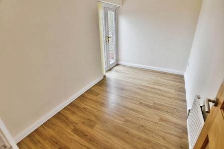 3 bedroom Bungalow to let in Brecon Close, Borras, LL12